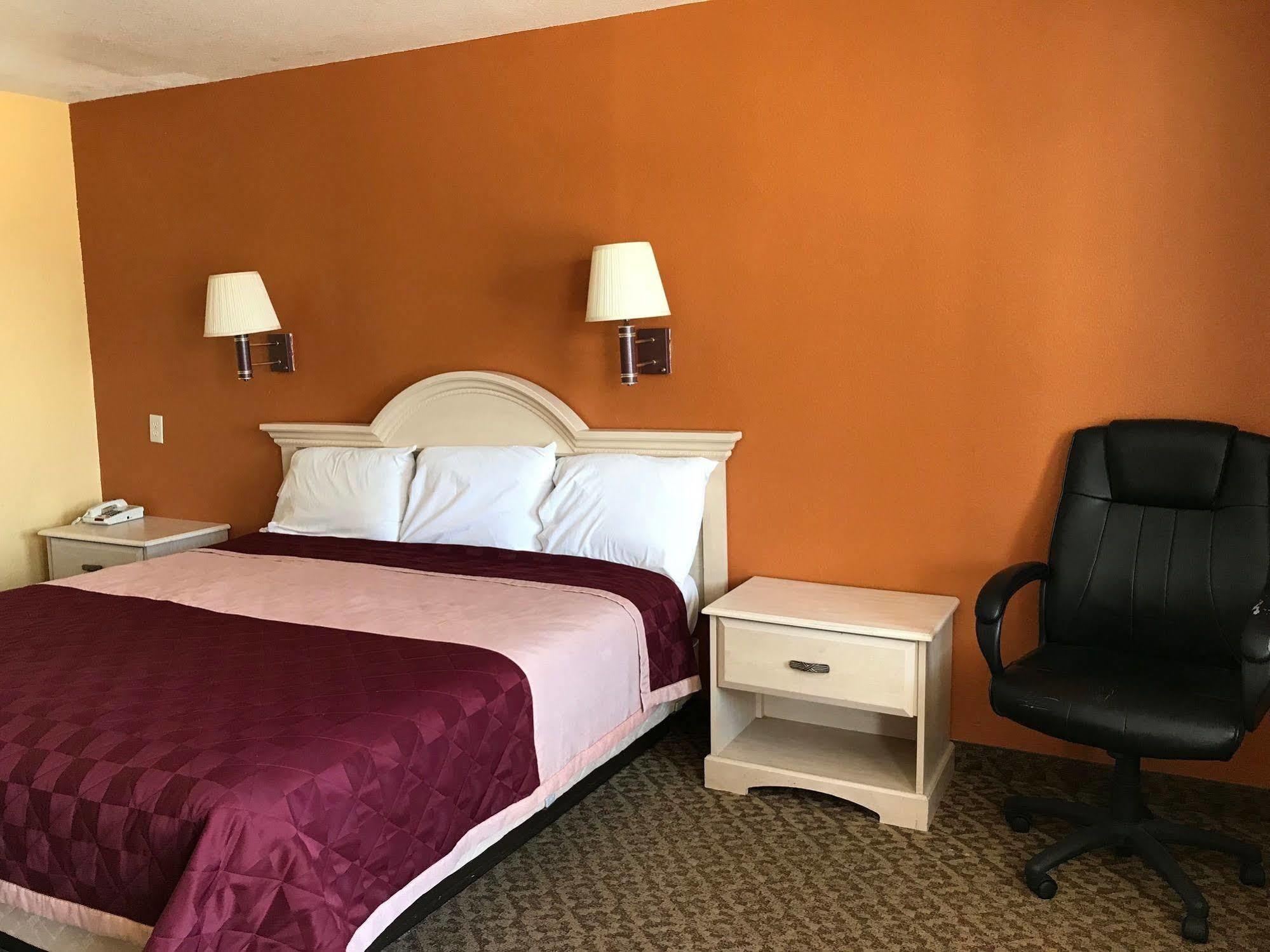 Heights Inn 哈克高地 外观 照片
